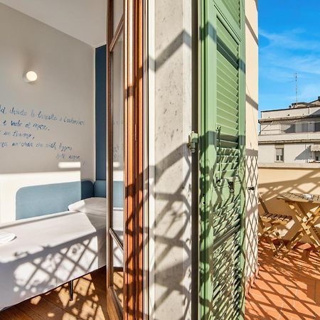 Accogliente Camera Singola Con Balcone A 500 Mt Dal Mare Марина-ді-Каррара Екстер'єр фото